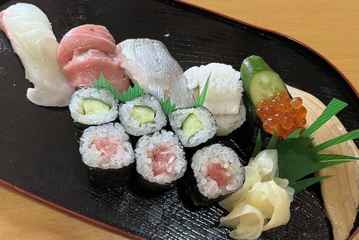 1 and a Half Kyoto Premium Sushi Class near Fushimi Inari Shrine