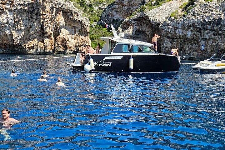 Blå grotte og Hvar - 5 øer speedbådstur fra Split
