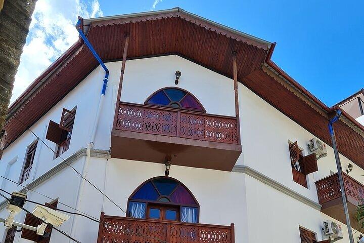 Explore as ruas históricas de Stone Town