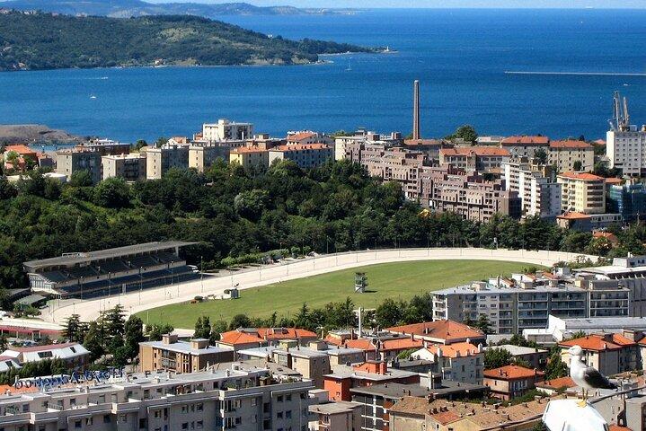 Transferência privada de Veneza a Trieste com uma parada de 2 horas