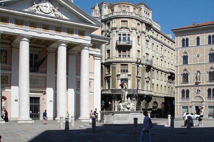 Privater Transfer von Venedig nach Triest mit 2-stündigem Stopp