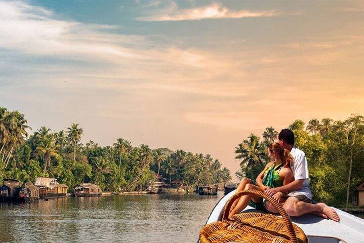 Pacchetto tour di 8 giorni in Kerala con soggiorno in houseboat