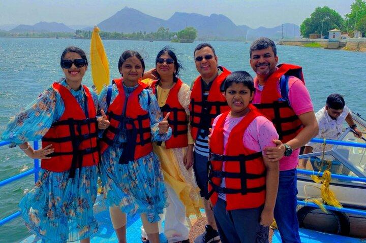 Udaipur heldags sightseeingtur med privat bil
