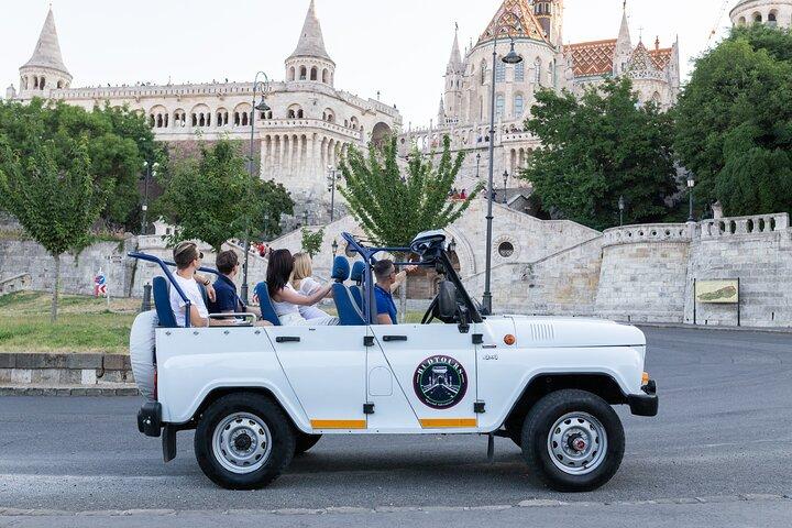 Private Budapest City Tour mit Classic Russian Jeep oder G-Wagon!