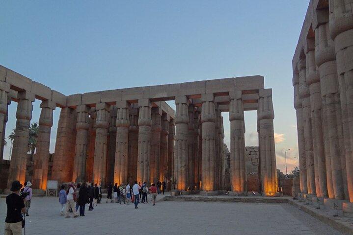 Crociera sul Nilo di 3 notti da Assuan a Luxor incluso Abu Simbel