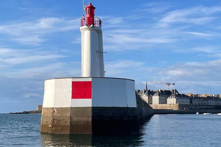 Saint-Malo : excursion d’1h30 guidée en bateau (Commenté FR & EN)