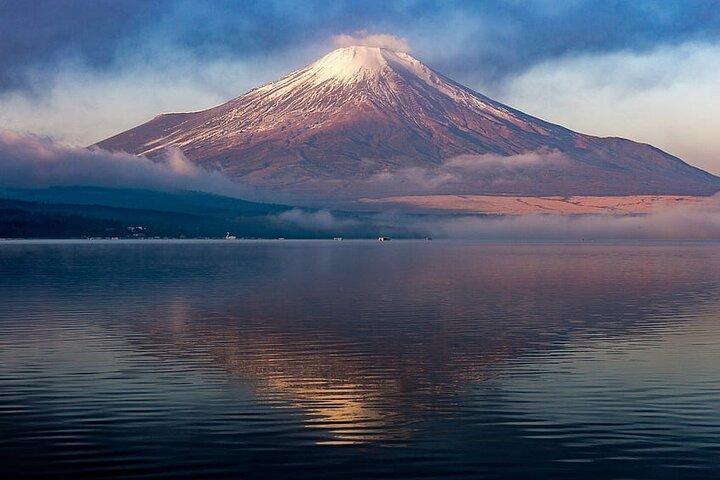 日本人ネイティブドライバーによる富士山プライベートツアー