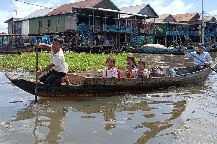 Tour a la aldea de Kompong Phluk desde Siem Reap Town