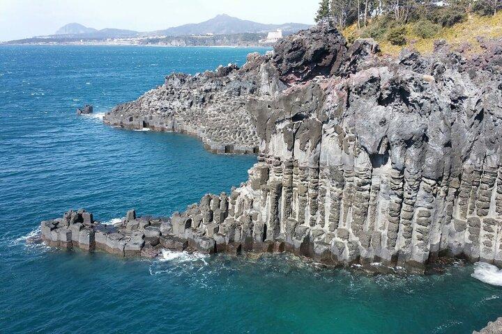 Ganztägige private Taxitour südlich und westlich der Insel Jeju