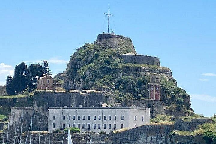 コルフ島の濃い味