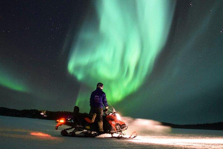 Nacht-Schneemobilsafari, Rovaniemi
