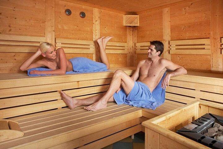 1 Stunde Ganzkörpermassage und 1 Stunde Dampfbad und Sauna in Pokhara