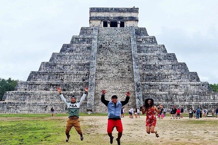 Chichen Itza, Great Mayan Culture from Cancun or Riviera Maya