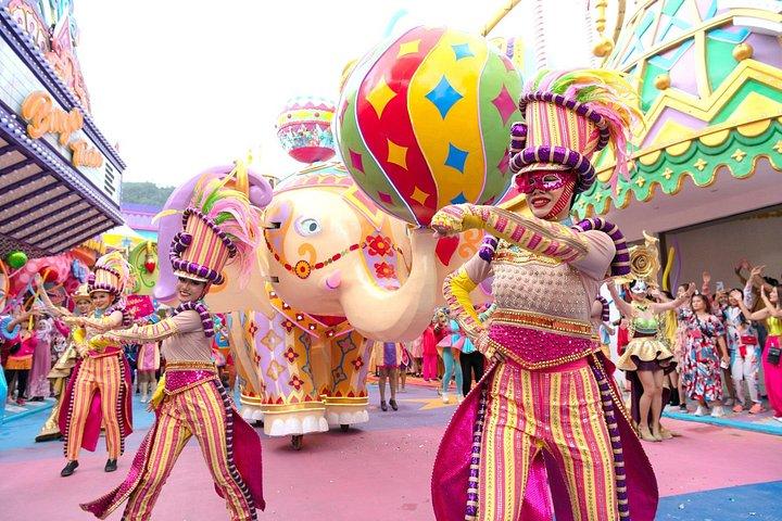 Carnival Magic Ticket in Phuket with Buffet Dinner and Transfer