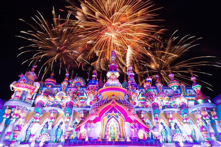 Entrada mágica de carnaval en Phuket con cena buffet