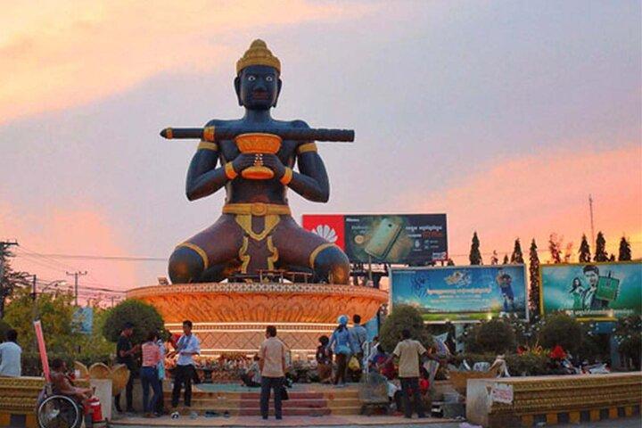 Excursão de dia inteiro saindo de Siem Reap - trem de bambu, caverna da morte e pôr do sol