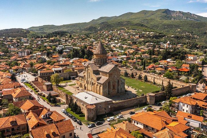 Viaje inolvidable a través de Mtskheta, Jvari, Gori, Uplistsikhe