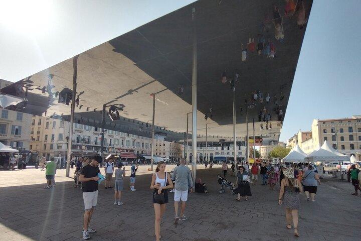 Passeio a pé em Marselha com experiências locais