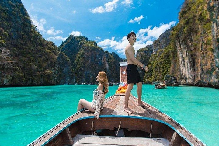 Tour guiado de un día en Phuket Phi Phi y la isla de bambú