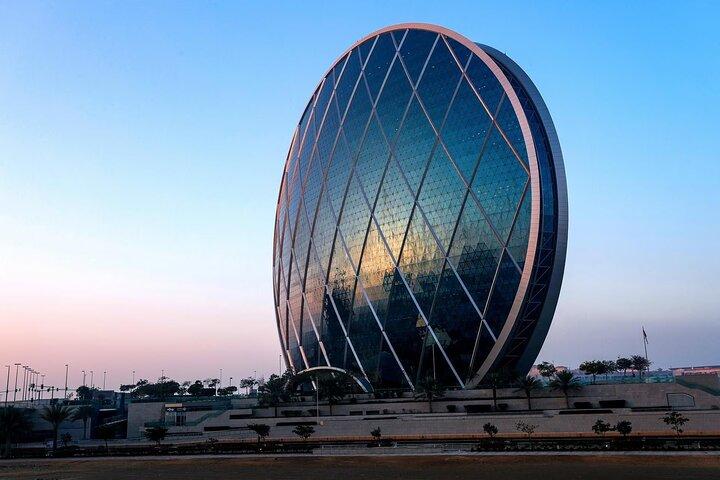 Abu Dhabi City Tour in 4x4 Private Vehicle, Dubai Pickup Option