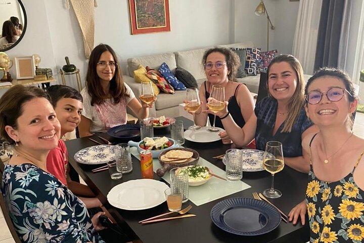 Visite privée du marché d'Athènes et cours de cuisine grecque avec chef Marina