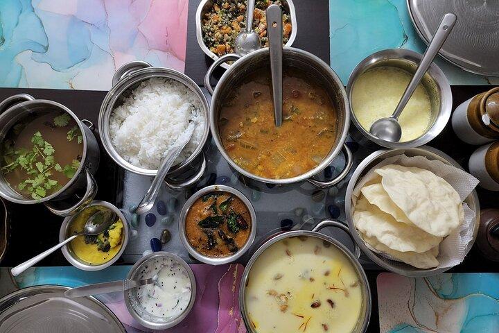 地元の人とバンガロールでプライベート南インド料理教室