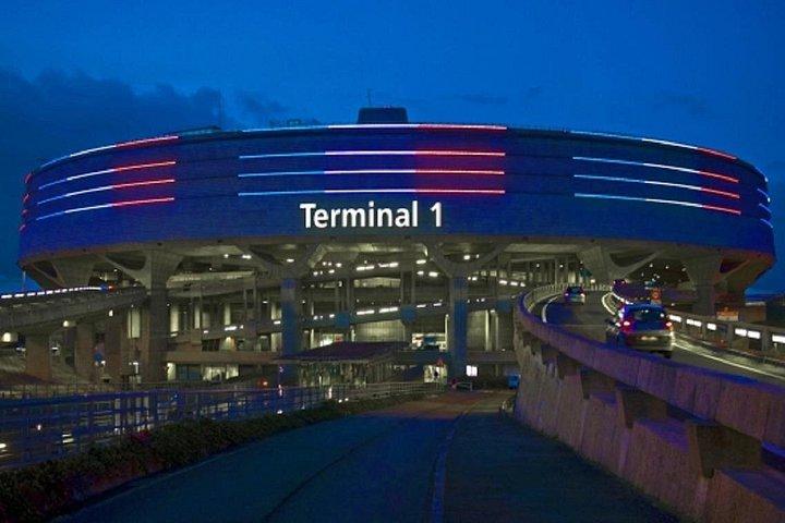 プライベートバン送迎 - パリ CDG 空港からディズニーランドまで