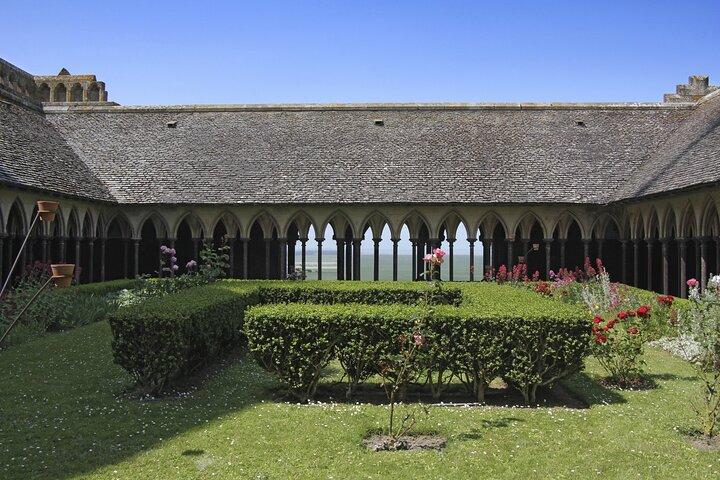 Viagem diurna guiada ao Mont Saint Michel com embarque no hotel