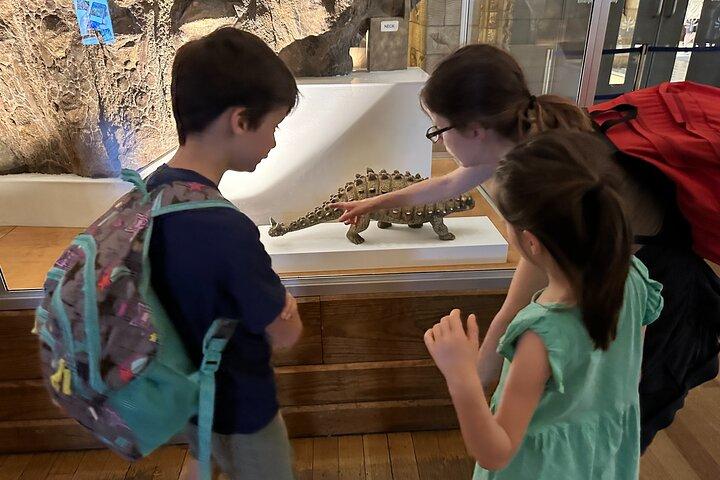 Visite guidée privée du musée d'histoire naturelle et des dinosaures adapté aux enfants à Londres