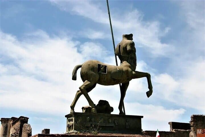 Pompeii, Sorrento and Amalfi Coast – Private Deluxe Tour
