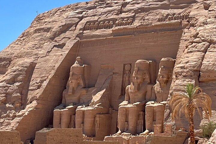 5 - Day Egypt Tour : Karnak, Kings Valley, Philae & Abu Simbel