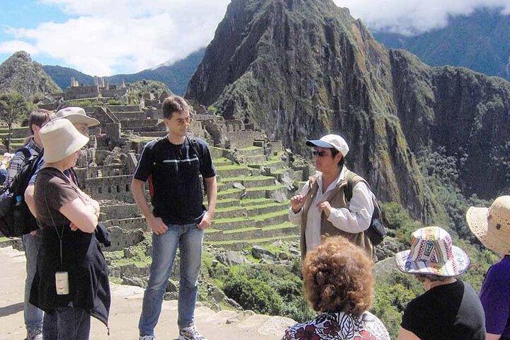 Ganztagestour nach Machu Picchu mit dem Panoramazug