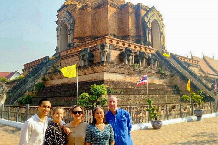 Chiang Mais gamle by og templer guidet vandretur - 3 timer