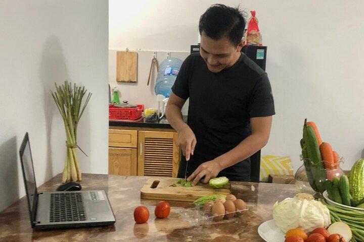 Privat vietnamesisk matlagningskurs i Ho Chi Minh City med en lokal