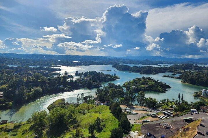 Tour to Guatapé Piedra del Peñol, with a cruise boat tour