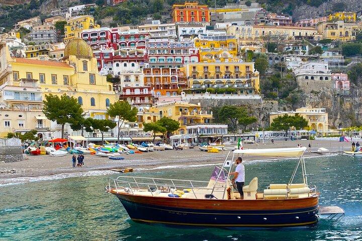 Passeio de barco em Amalfi de Positano a Praiano ou Amalfi. 7 horas
