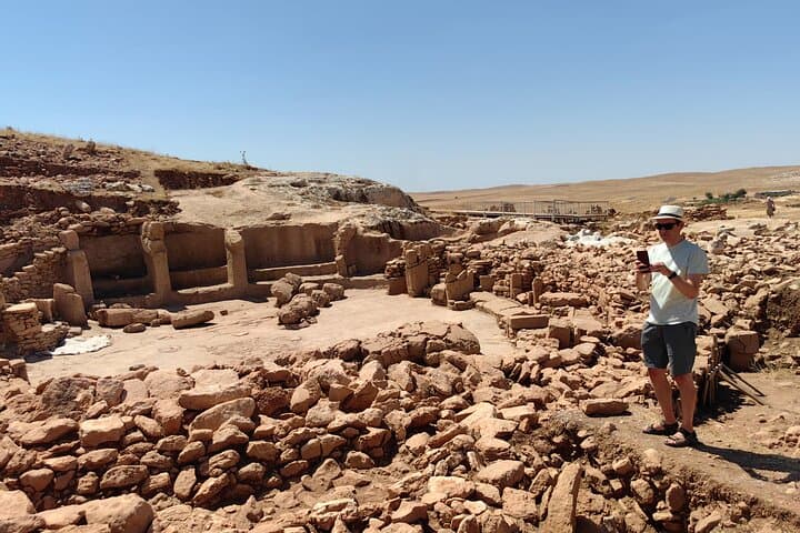 Private Daily Tour in Gobeklitepe and Karahantepe from Istanbul