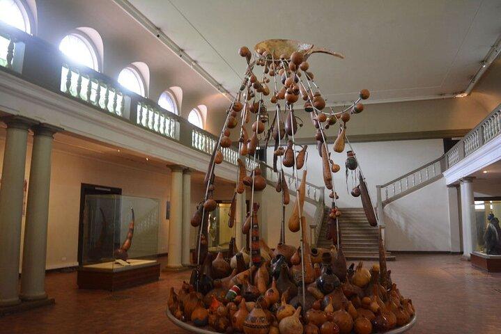 Tour di 3 ore del Museo Nazionale di Nairobi e del Parco dei Serpenti