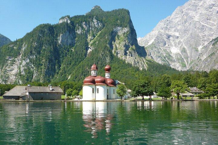 Excursão privada de Salzburgo ao lago Königsee em transporte público