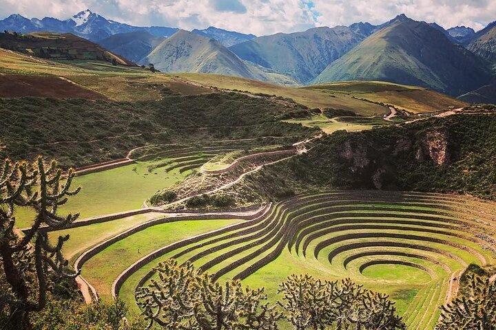 Excursion à Chinchero-Maras-Moray se terminant à Ollantaytambo.