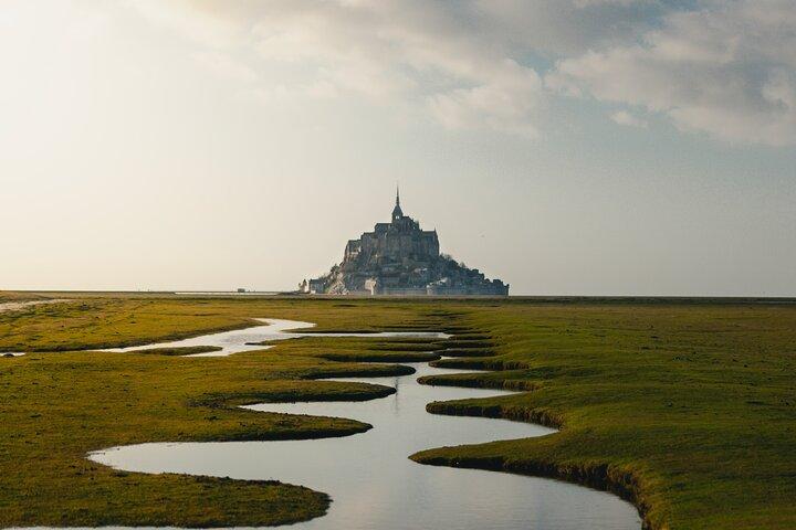 ル・アーヴルからのモン・サン・ミシェル海岸小旅行（パックランチ付き）