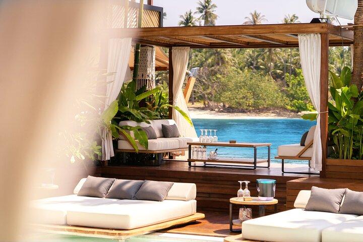 YONA Beach Club: la experiencia en barco más increíble de Phuket