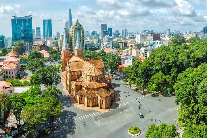 Tour giornaliero per piccoli gruppi a Ho Chi Minh City e ai tunnel di Cu Chi