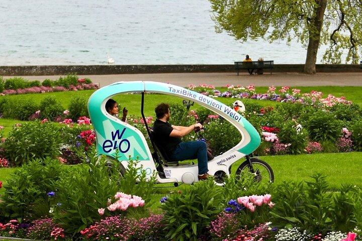 タクシーバイクによるジュネーブのハイライトツアー