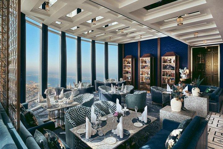 Atmosphere Burj Khalifa Dubaiでの食事体験（送迎付き）