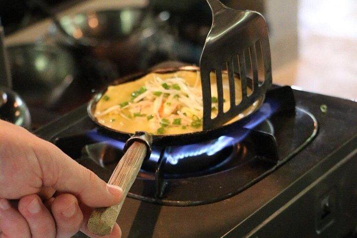 ホイアン市場見学と地元家族との料理教室