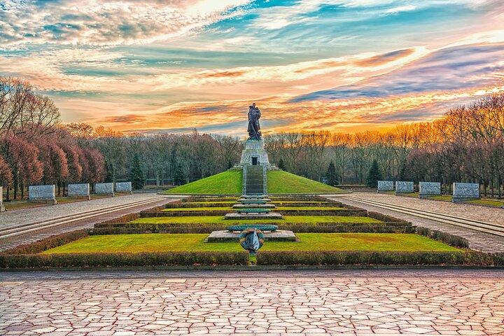 Terceiro Reich e o Holocausto em Berlim Private Guided Tour
