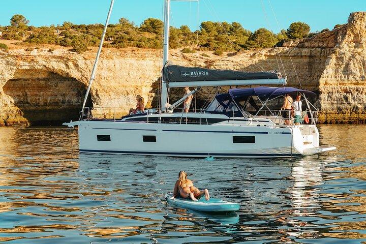Croisière privée en voilier de luxe d'une demi-journée de 3h30