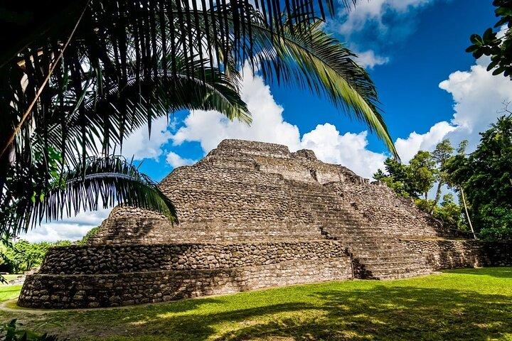 Cidade maia de Chacchoben e aventura combinada Bacalar