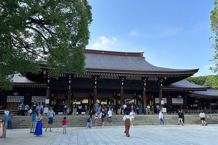 Caminhada sagrada matinal e brunch Santuário Meiji